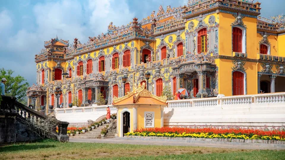 Điện Kiến Trung: Hơi thở kiến trúc của thế kỷ