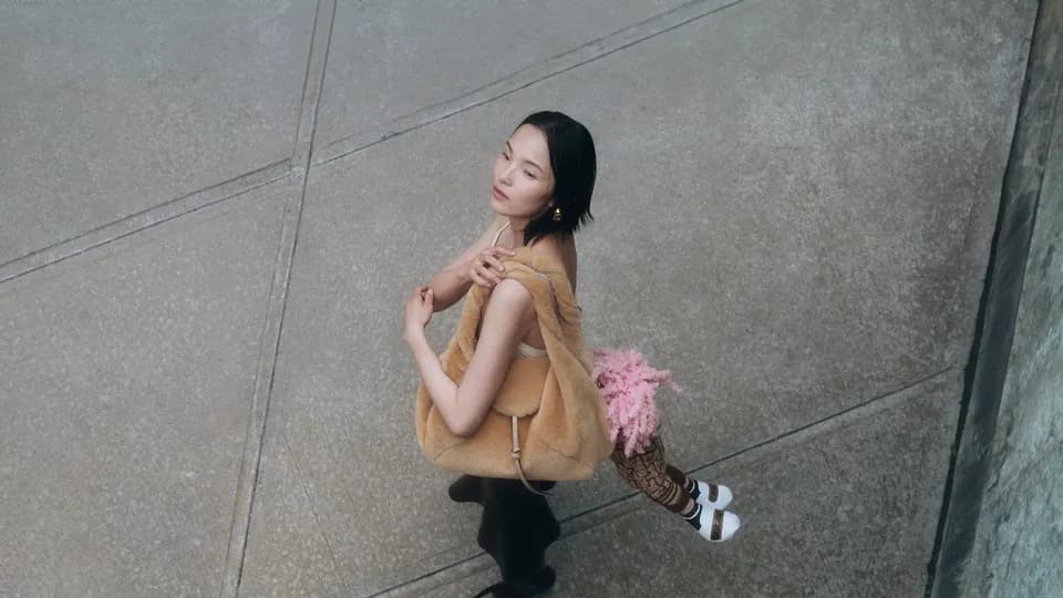 Sự trở lại của một biểu tượng, FENDI Spy Bag tái xuất