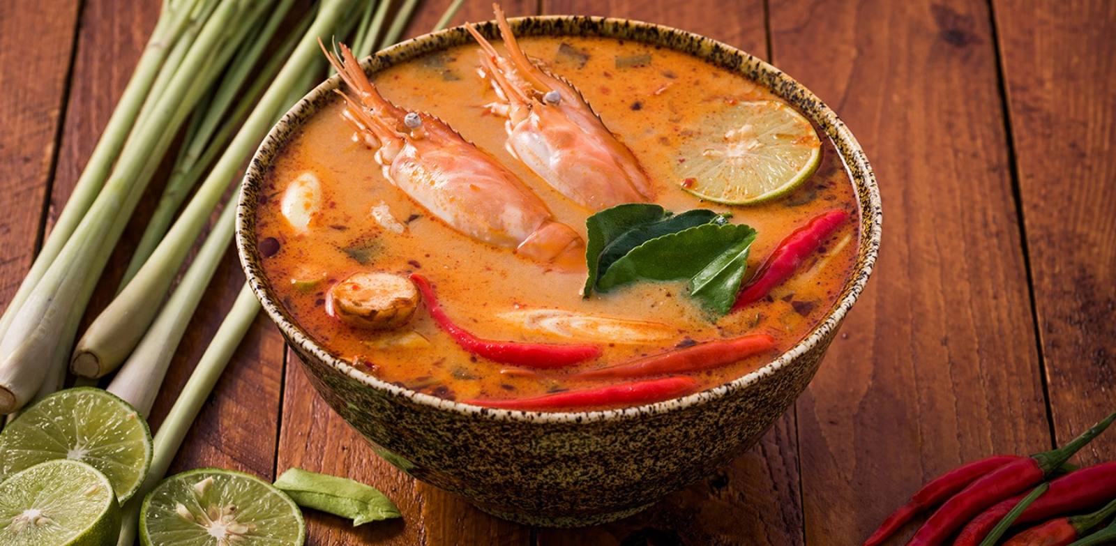 tom-yum-thai-lan-dac-san-sup-chua-cay