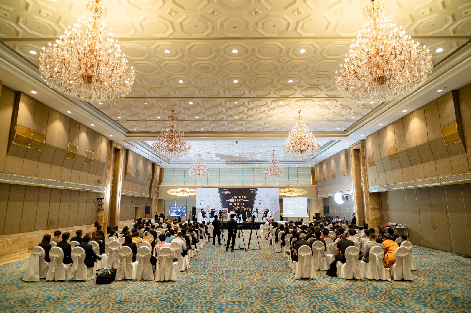 Vietnam Best Sommelier 2024: Việt Nam lần đầu tổ chức cuộc thi đạt chuẩn Quốc tế.