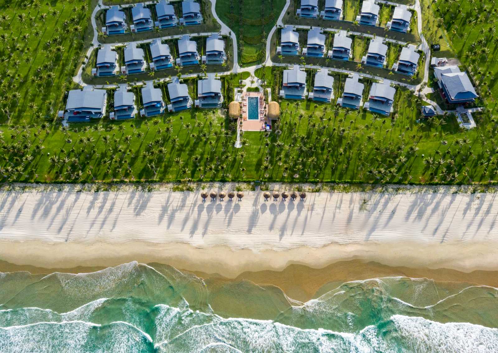 Radisson Blu Resort Cam Ranh, World Luxury Award 2020, Luxury Beach Resort, Vietnamese Cuisine 
