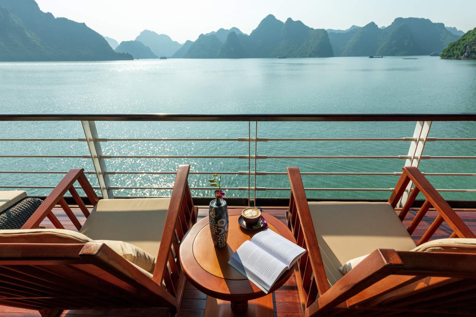 Du thuyền, Lan Hạ, 5 sao, Orchid Cruises, Orchid Premium Cruises, ưu đãi, wowweekend