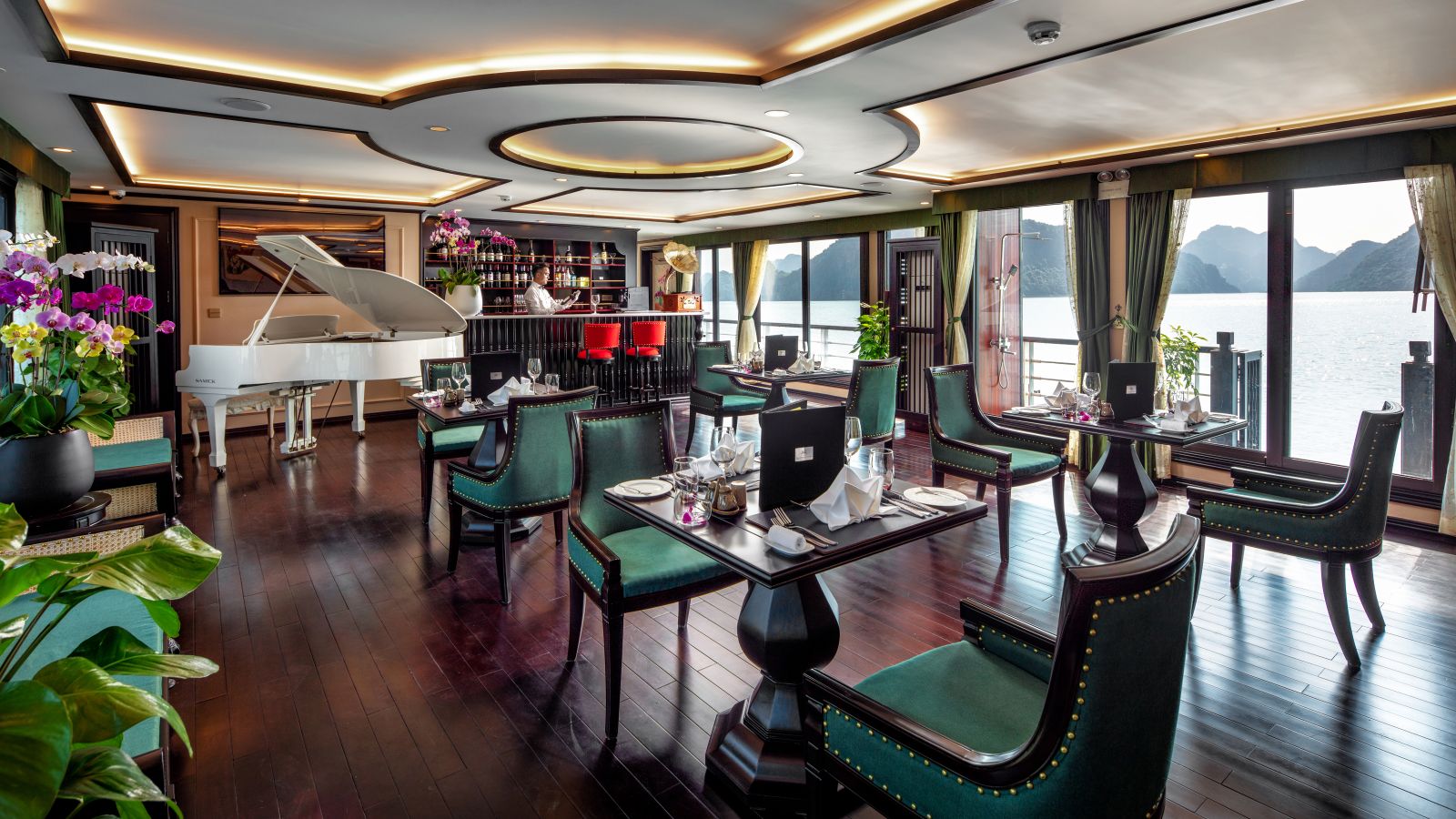 Du thuyền, Lan Hạ, 5 sao, Orchid Cruises, Orchid Premium Cruises, ưu đãi, wowweekend