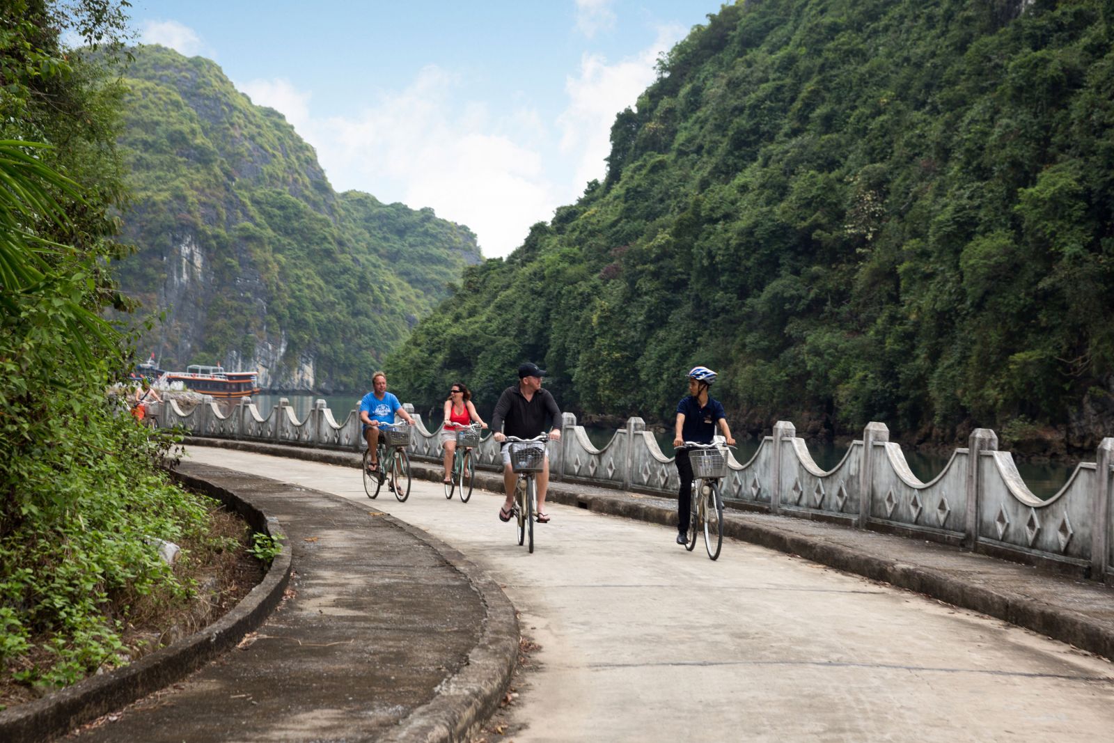 Du thuyền, Lan Hạ, 5 sao, Orchid Cruises, Orchid Premium Cruises, ưu đãi, wowweekend