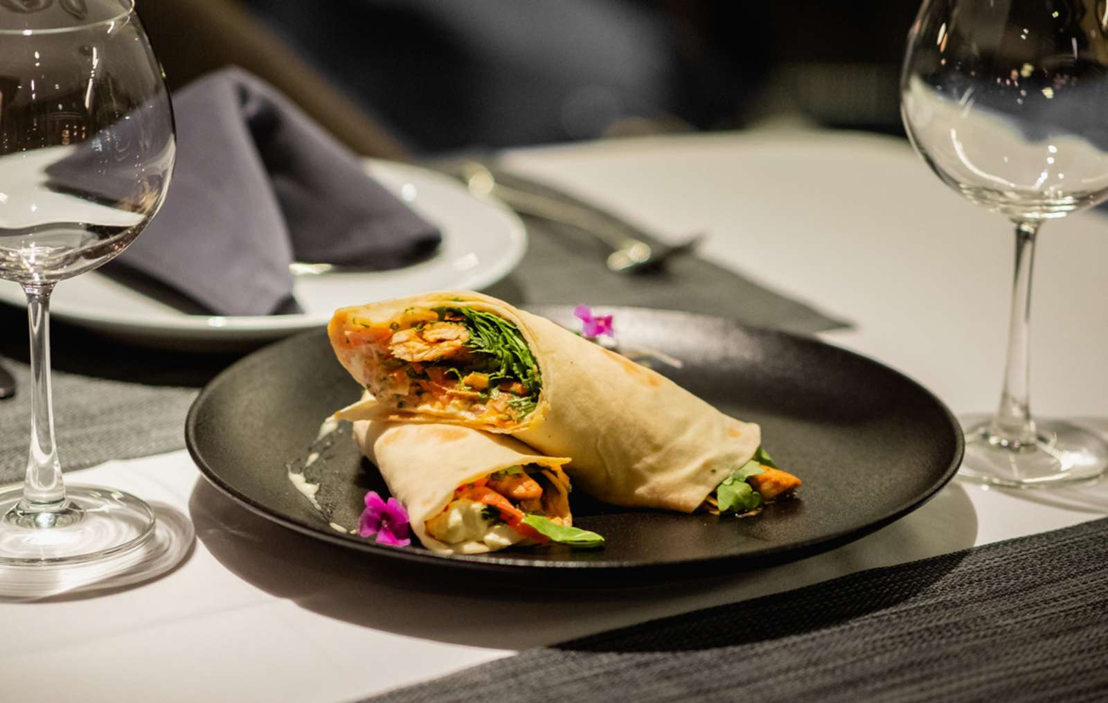 La Maison, Thái Công Restaurant, The Loop, không gian ấm cúng, nhà hàng sang trọng
