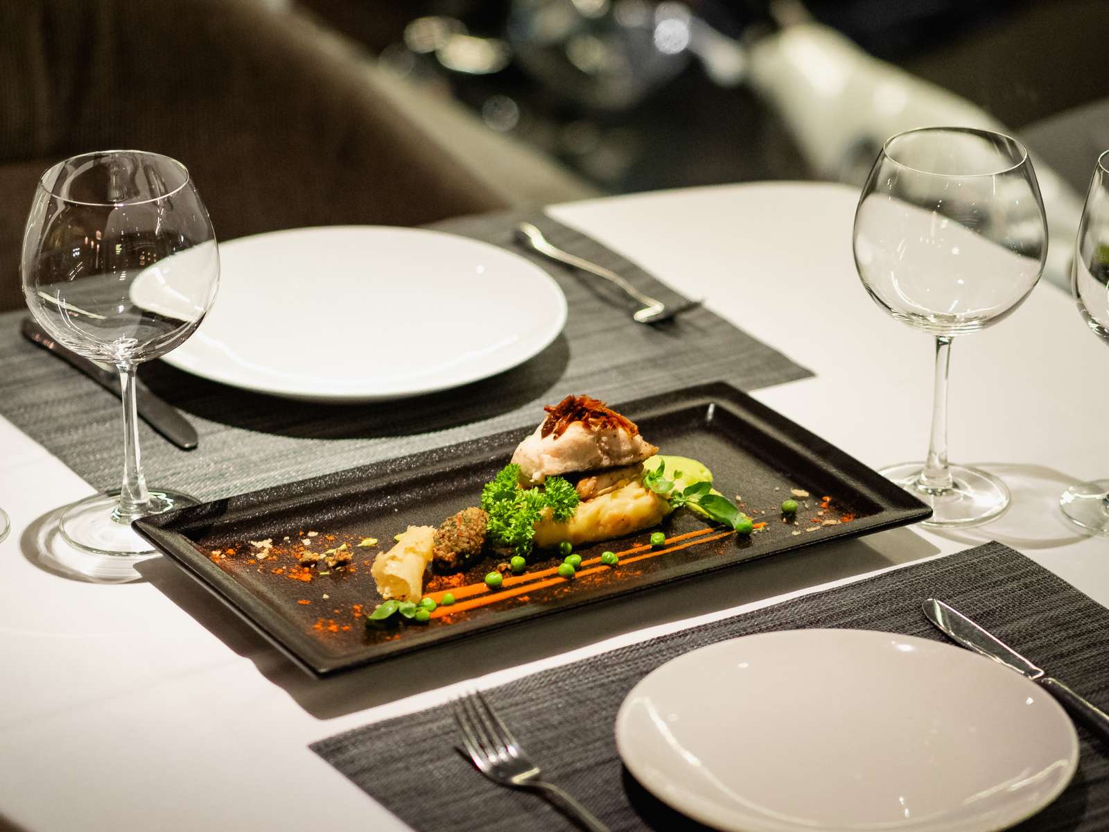 La Maison, Thái Công Restaurant, The Loop, không gian ấm cúng, nhà hàng sang trọng