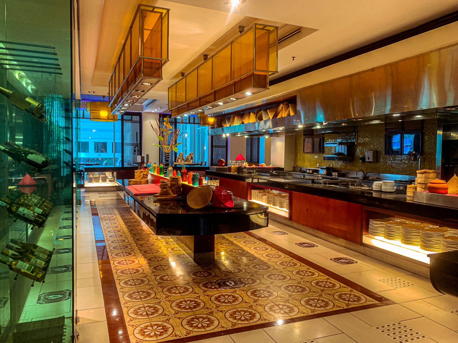 WWK-mot-ngay-trai-nghiem-tai-hotel-Equatorial