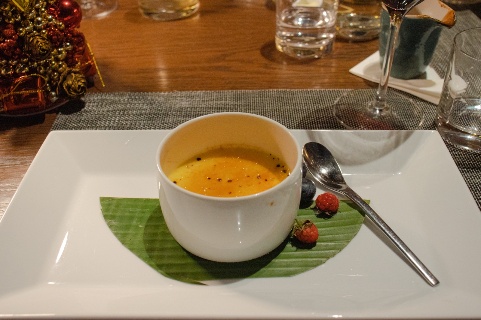 staycation, sedona suites, nghỉ dưỡng, kỳ nghỉ trong mơ
