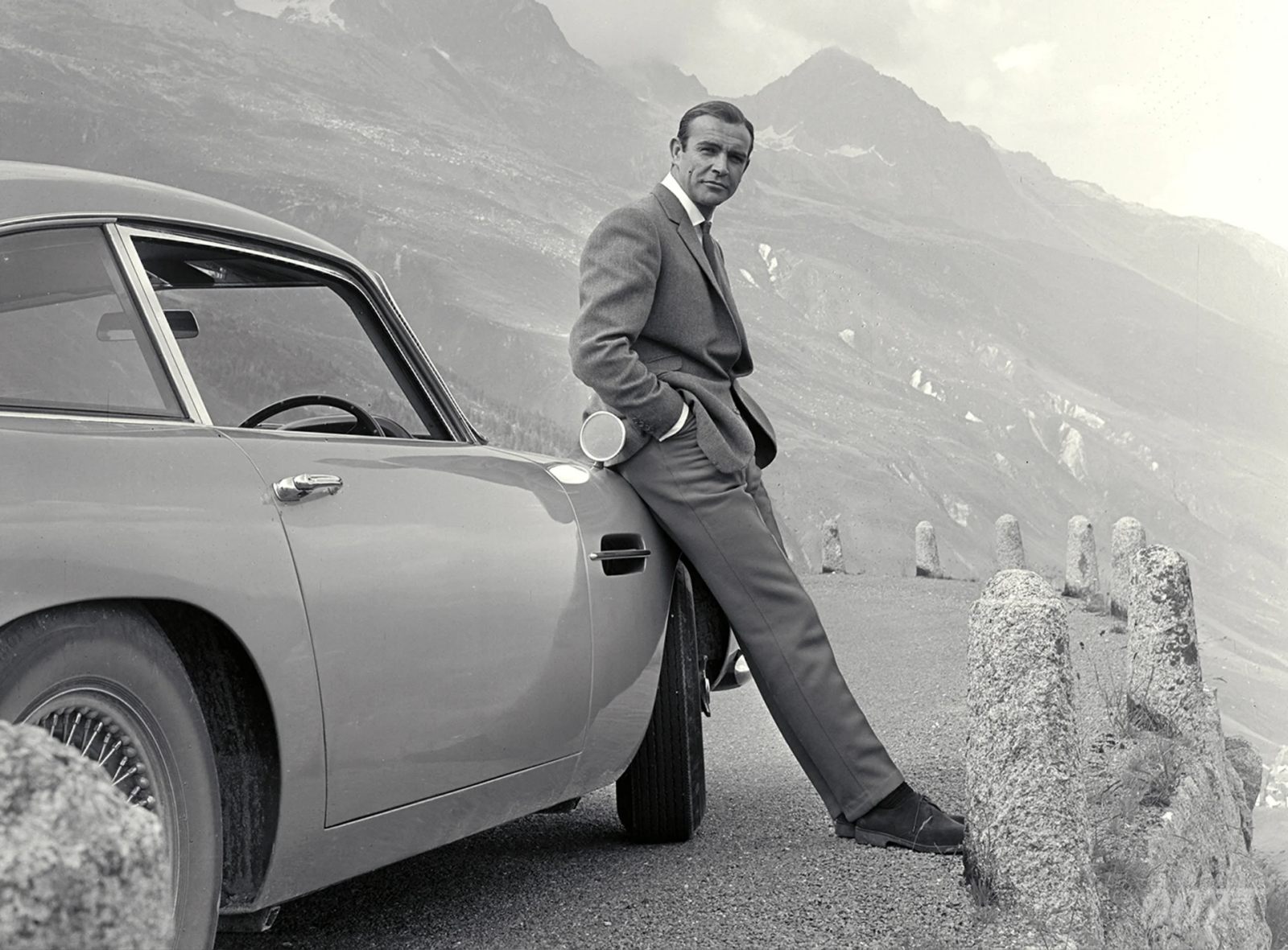 Aston Martin, 007, James Bond, Aston Martin DB5,  Aston Martin V57