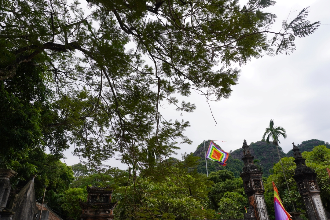 Ninh Bình, Tràng An, Hạ Long trên cạn