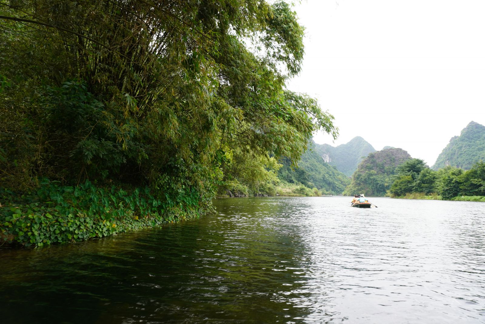 Ninh Bình, Tràng An, Hạ Long trên cạn