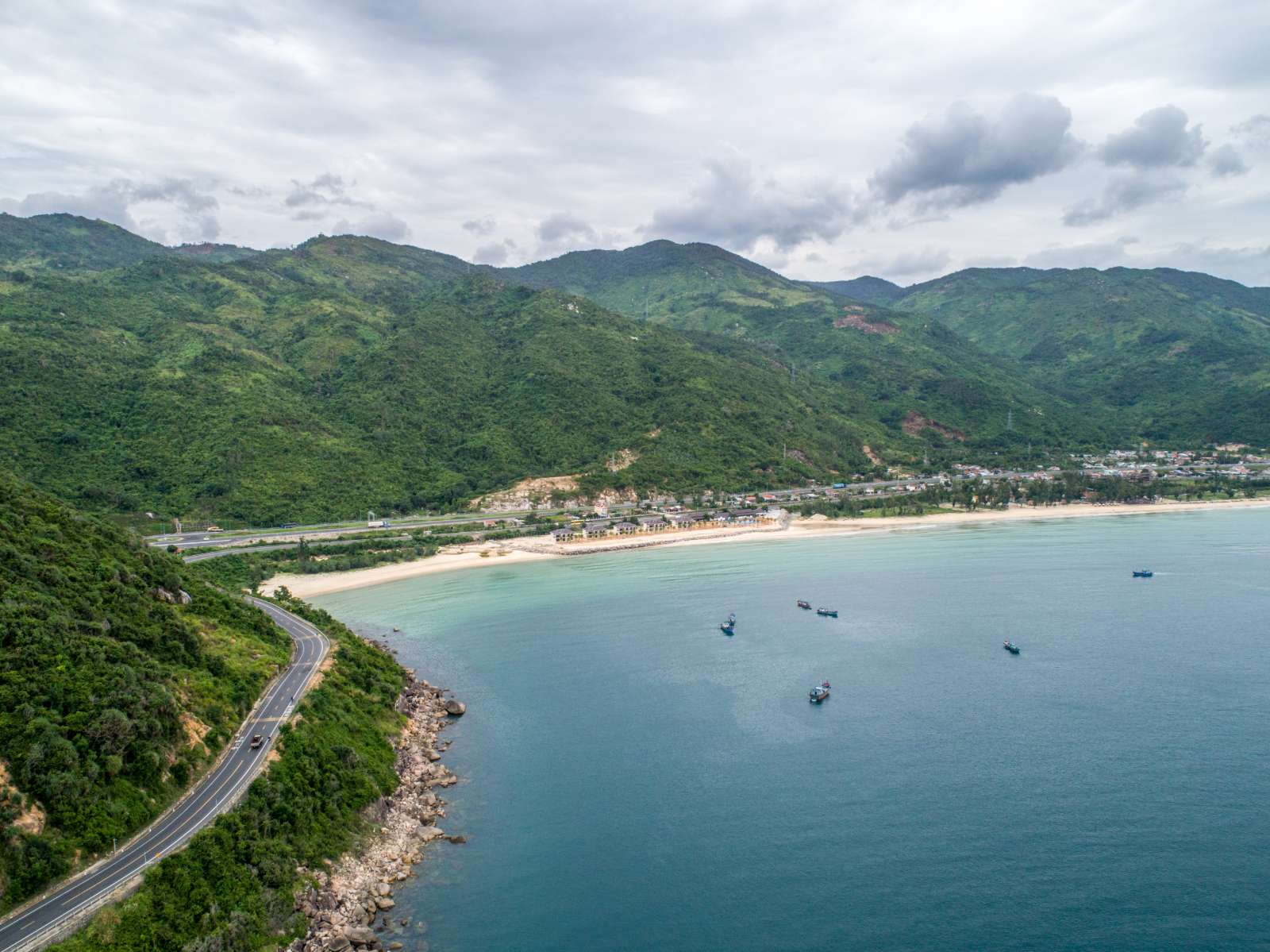 Biển Việt Nam, du lịch, khám phá