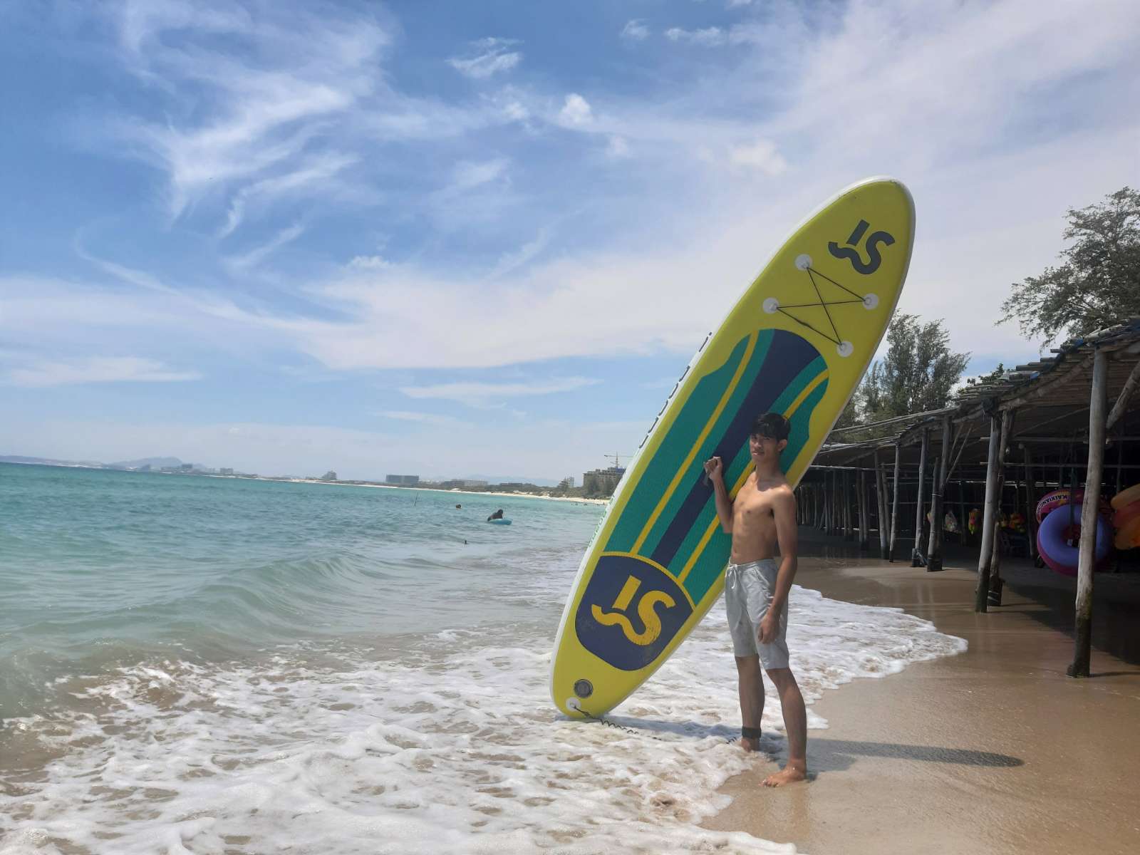 Nha Trang, chèo thuyền SUP, du lịch, trải nghiệm, khám phá