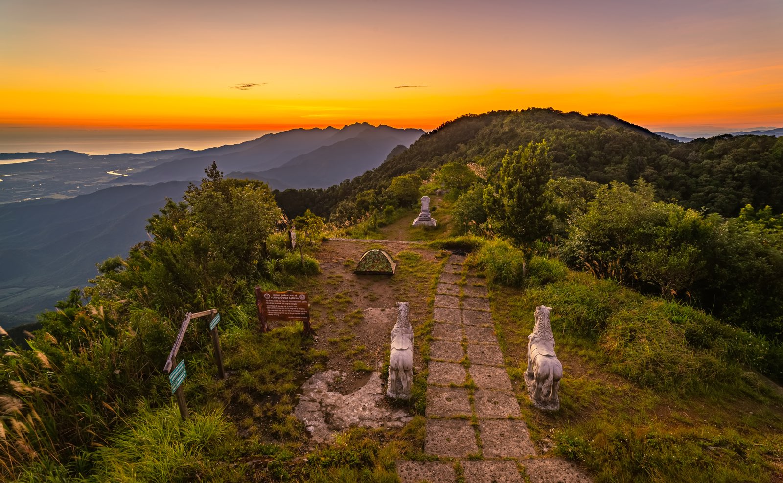 Huế, Cố đô, du lịch, trải nghiệm, khám phá