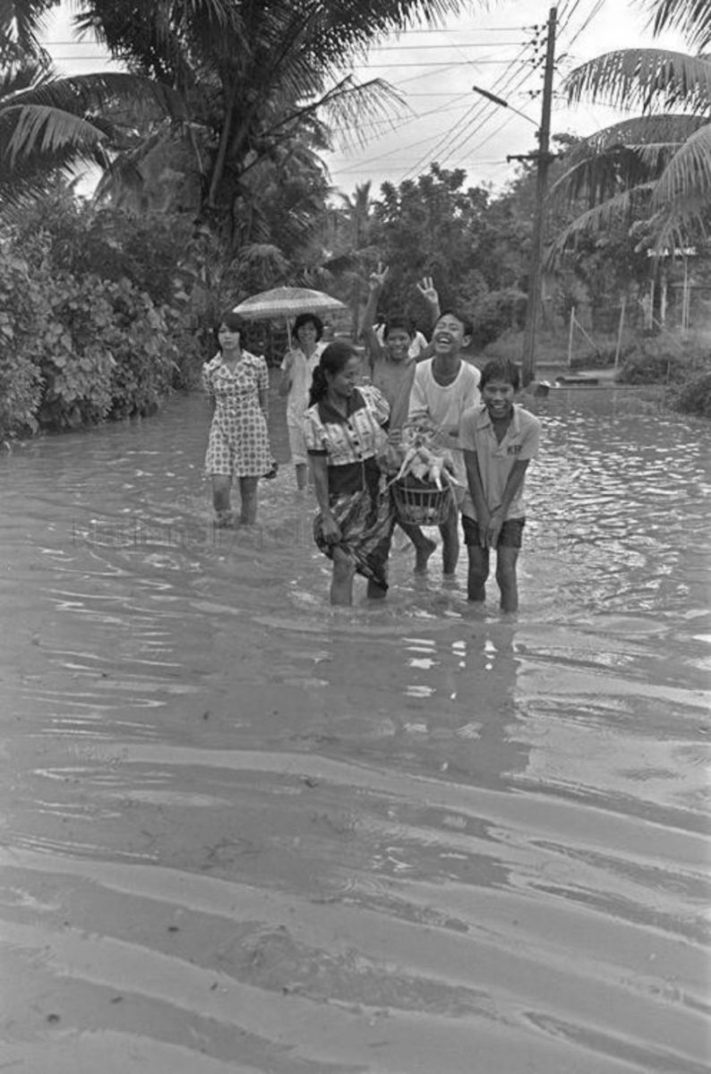 làng kampong lorong buangkok, kampong lorong buangkok, singapore last village,