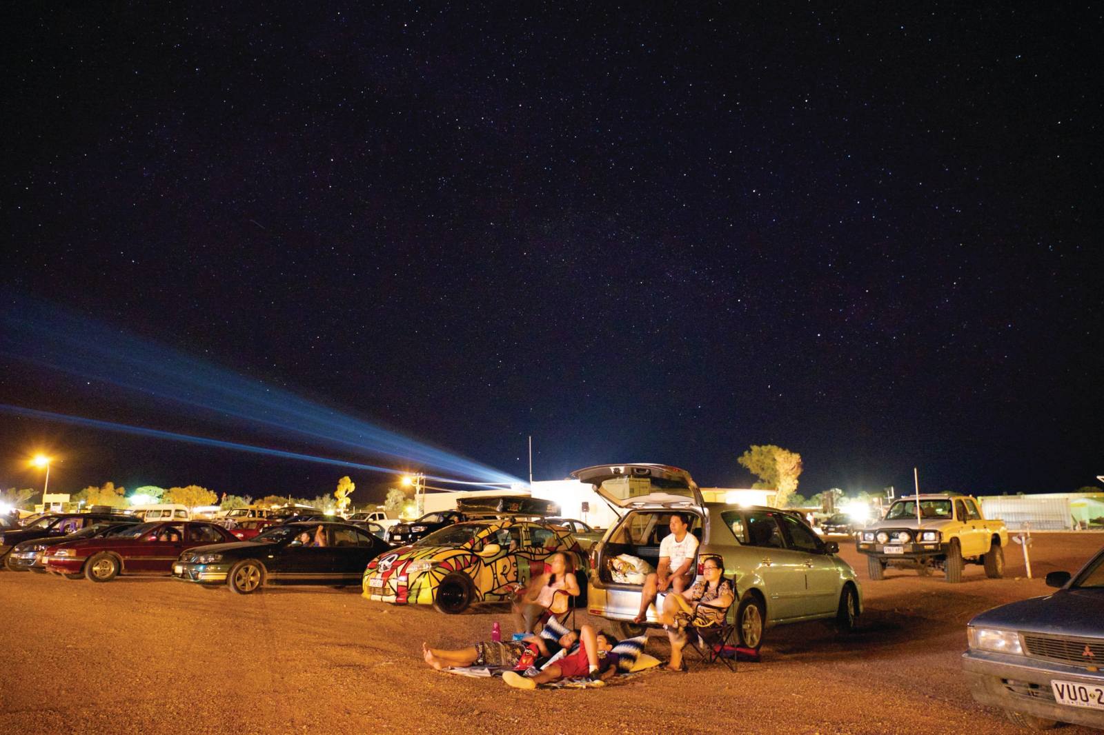 thi-tran-duoi-long-dat-hollywood-coober-pedy