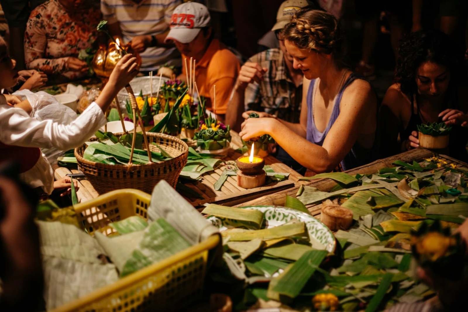 le-hoi-tha-den-chiang-mai-2022