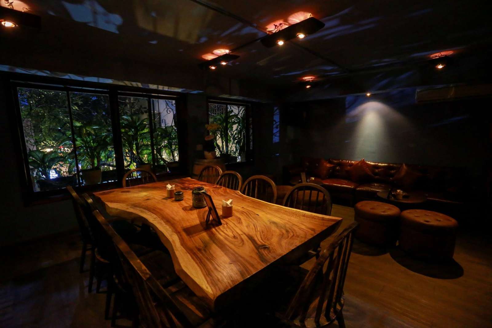 hidden bar, xu hướng giải trí, điểm giải trí cuối năm, nightlife