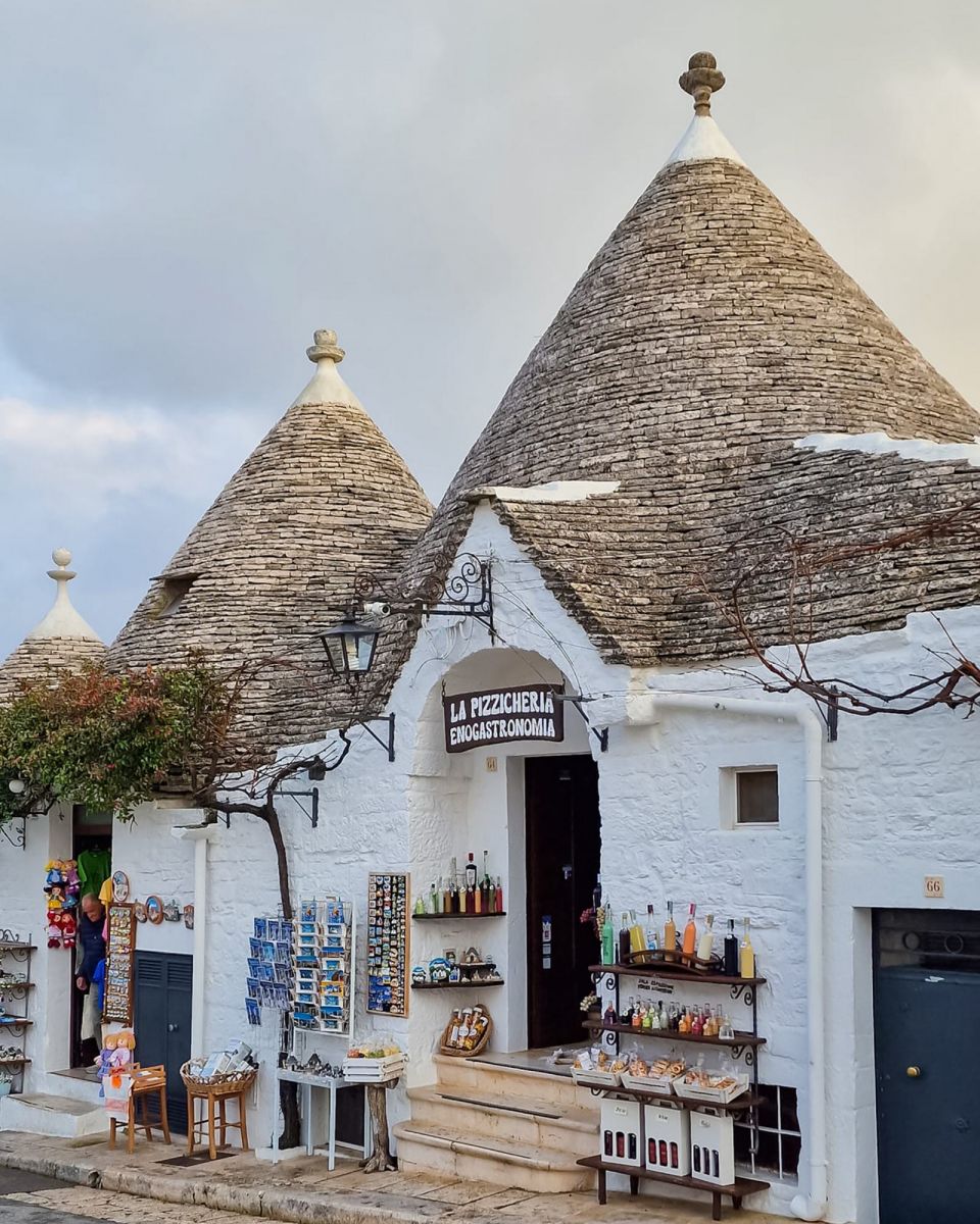Alberobello, du lịch ý, khám phá Alberobello, Italian town, explore small town