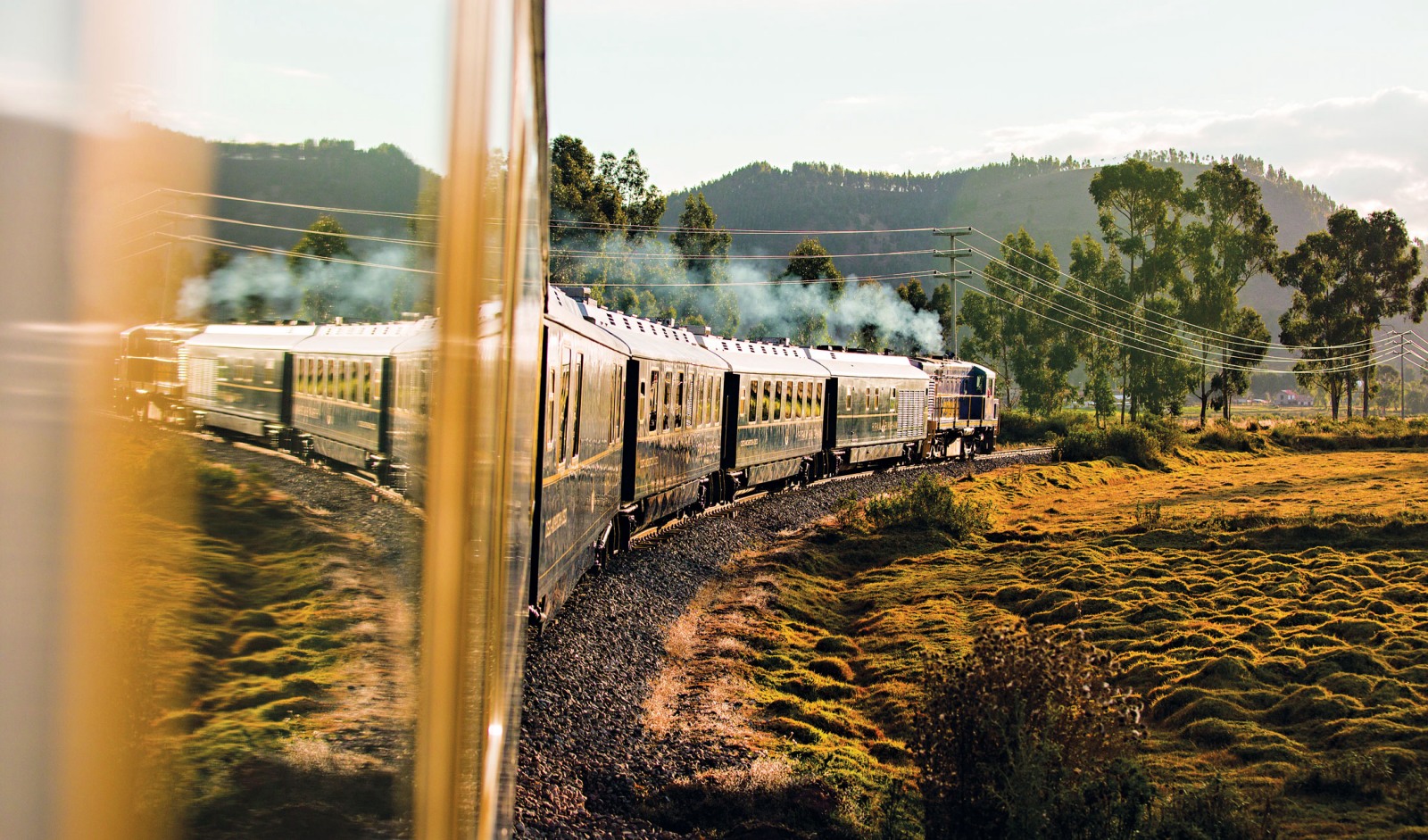 du lịch tàu hỏa, tàu hỏa cao cấp, tàu hỏa sang trọng, luxury train travel, luxurious train rides