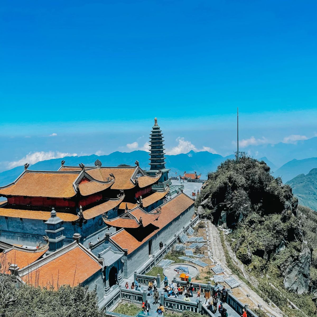 Kim Son Bao Thang Tu