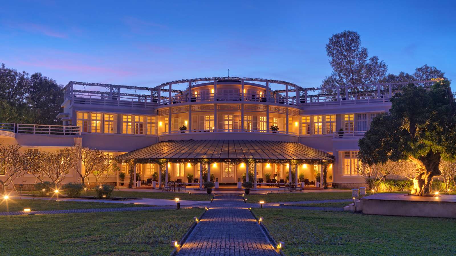 Khu nghỉ dưỡng, khách sạn, resort,Condé Nast Traveler, Azerai La Residence Huế,Metropole Hà Nội