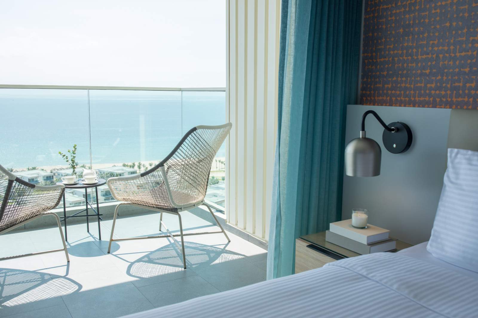 Alma Resort, noel, giáng sinh, tiệc năm mới, cây thông