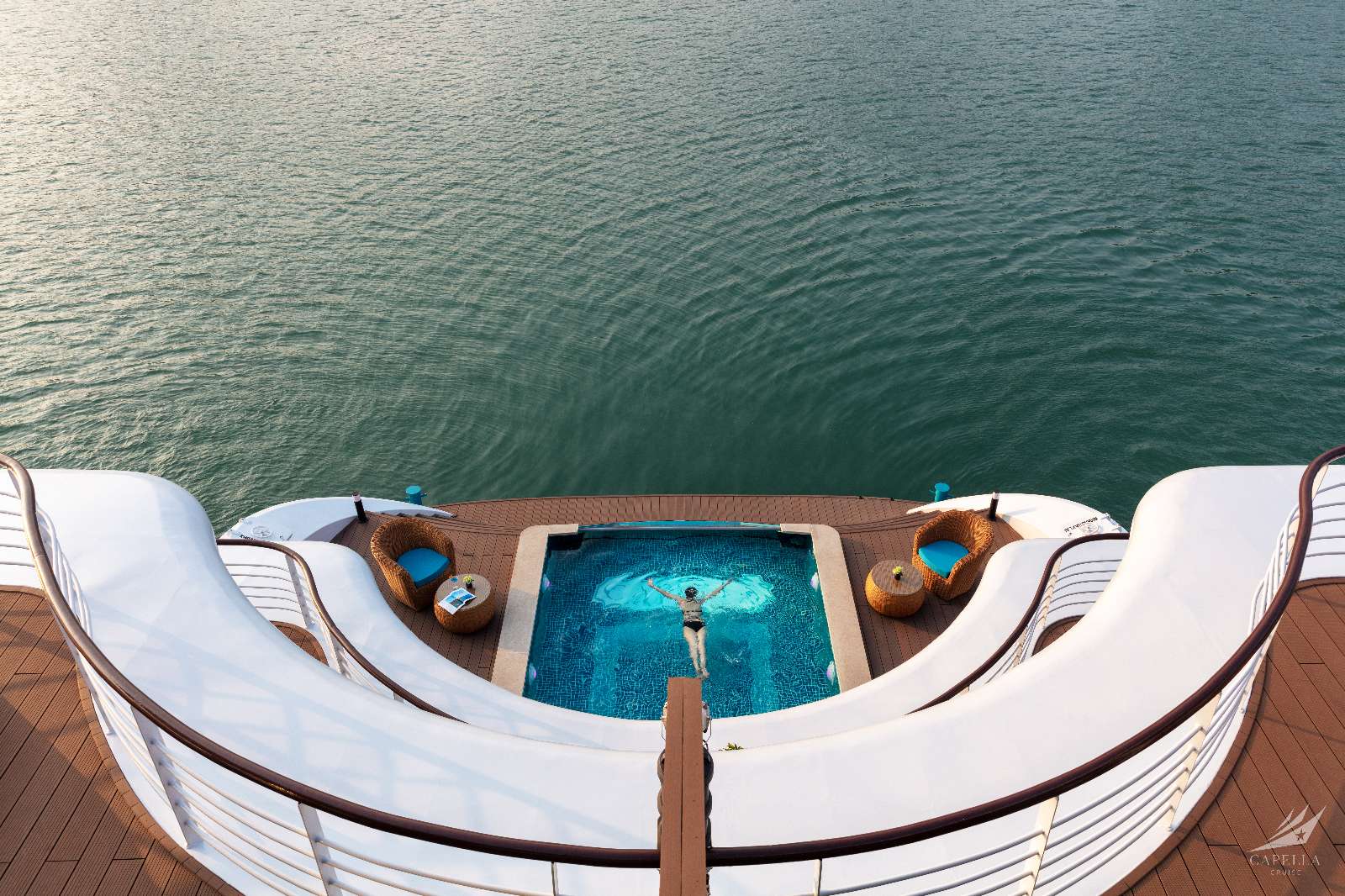 Capella Cruises, Kiến trúc Đông Dương, Lan Hạ