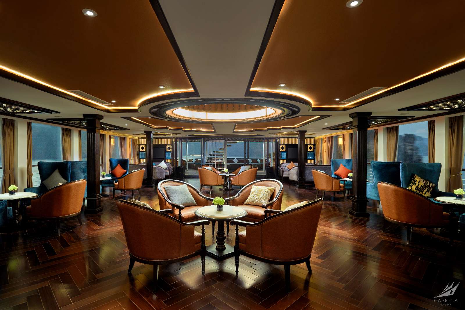 Capella Cruises, Kiến trúc Đông Dương, Lan Hạ