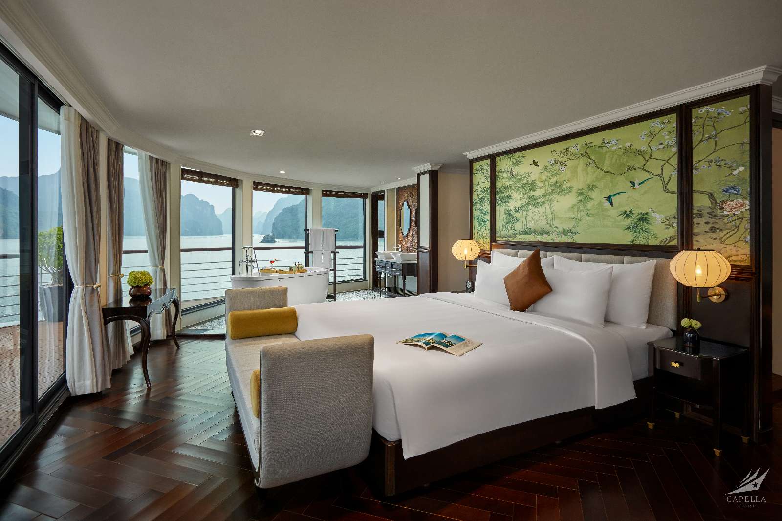 Capella Cruises, Kiến trúc Đông Dương, Lan Hạ