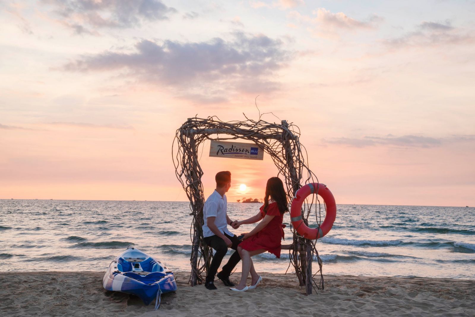 Radisson Blu Resort Phú Quốc, radisson blu, phú quốc, mùa hè sôi động, ưu đãi mùa hè