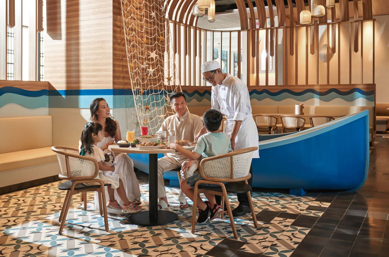 WWK-holiday-inn-resort-ho-tram-beach-dat-chung-nhan-5-sao