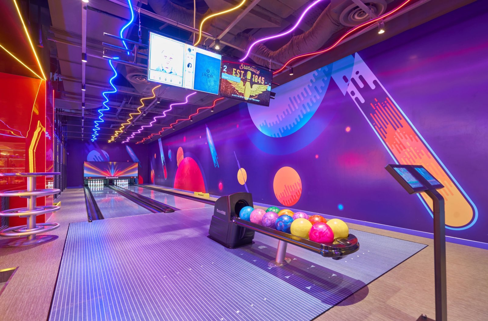 The Grand Ho Tram Strip, Park Cafe, Fuel Sports Bar, BF& WBO, Lễ hội EDM ''Dấu Ấn Hè'