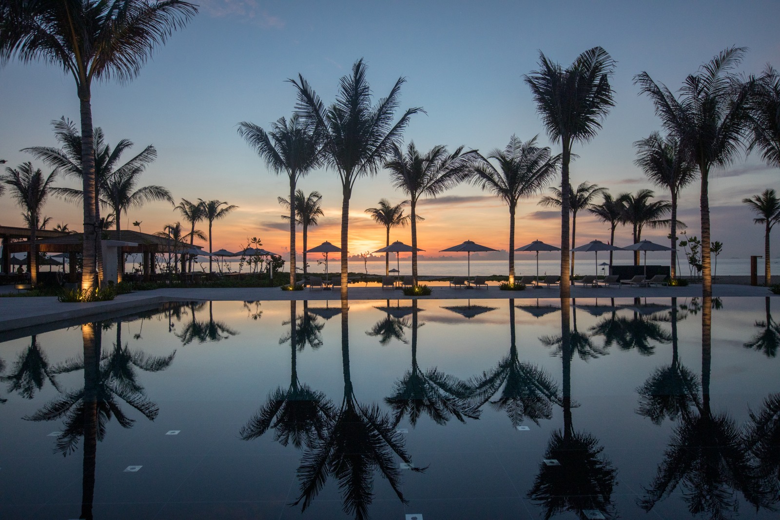 hồ bơi, The Anam Cam Ranh, Angsana Lăng Cô, Alma Resort Cam Ranh, TIA Wellness Resort, The Anam Mũi Né, Avana Retreat, Fusion Resort Cam Ranh, Meliá Hồ Tràm, Tanah Gajah, Trisara, Raffles Grand Hotel d’Angkor, Meliá Chiang Mai