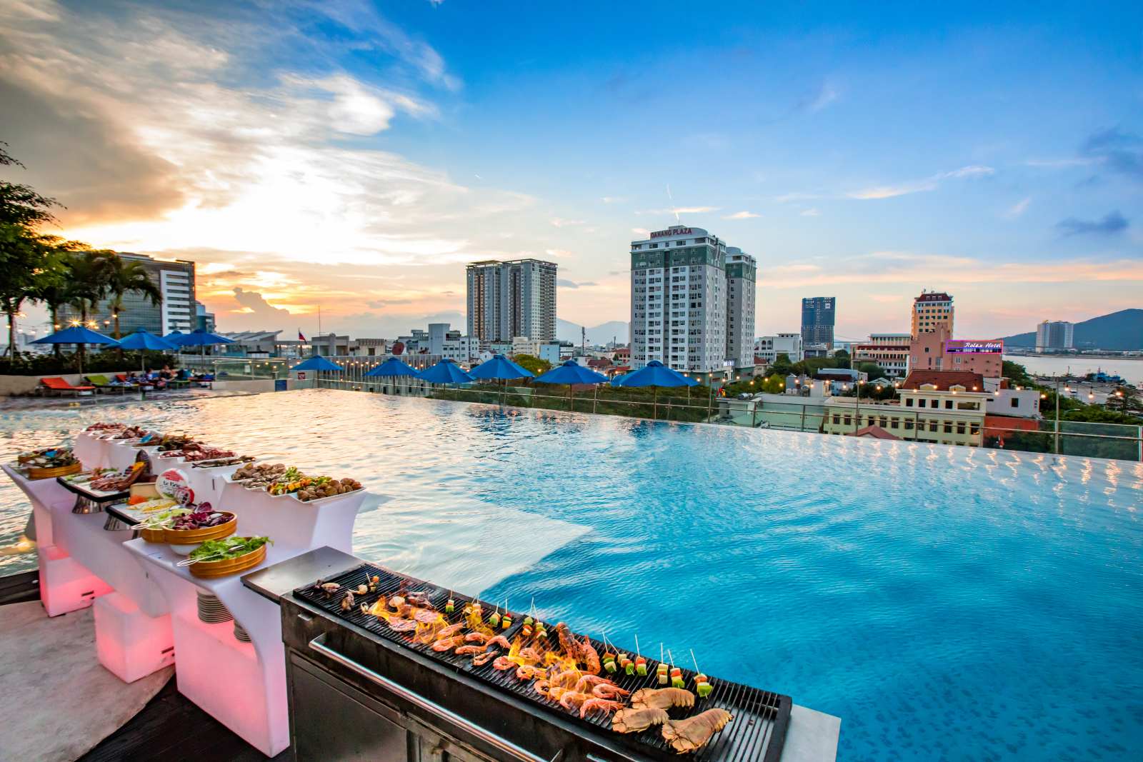 Novotel Danang Premier, Novotel Danang Premier Han River, kỷ niệm 10 năm, mừng đại lễ, chương trình ưu đãi