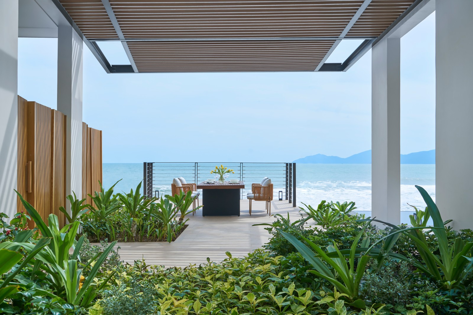 ra mắt khu nghỉ dưỡng resort Gran Meliá Nha Trang
