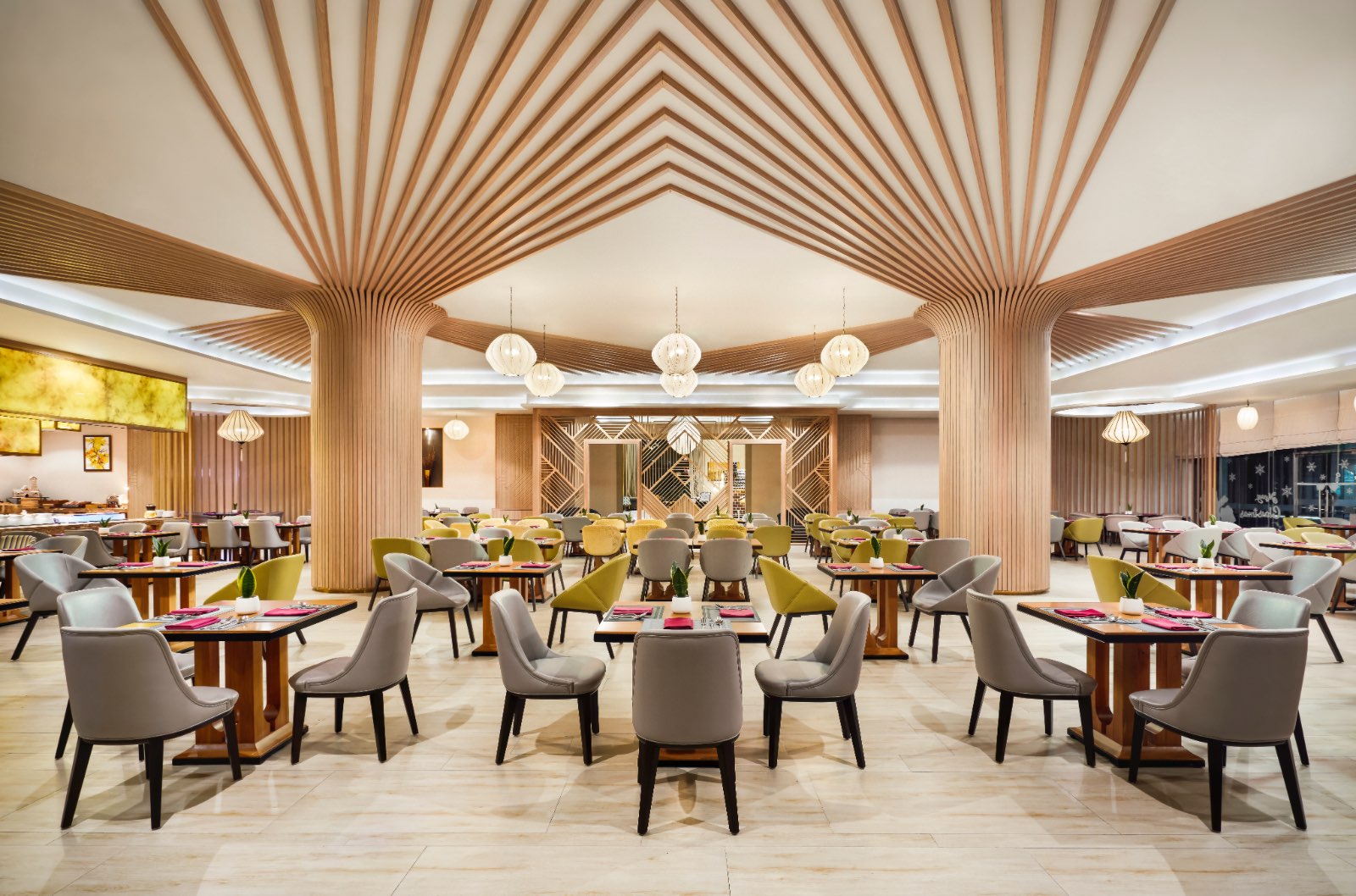 Sheraton Cần Thơ, Mây Lang Thang, Gạo trắng nước trong, Tây Đô, Bằng Kiều, Trung Quân, du lịch