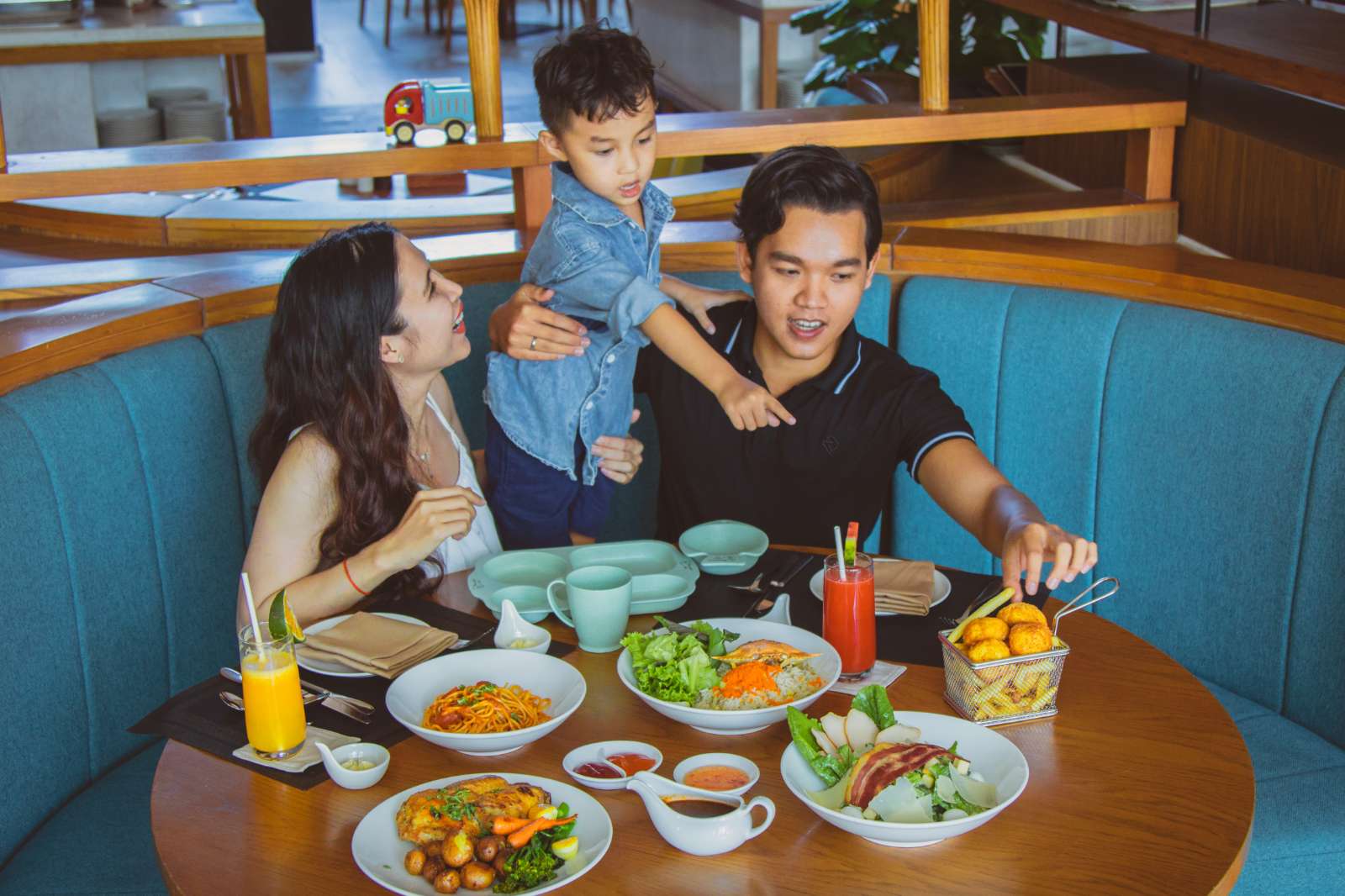 “Family Happinest”, Mövenpick Resort Waverly Phú Quốc, Mövenpick Hotels & Resorts, ưu đãi hè, khu nghỉ dưỡng