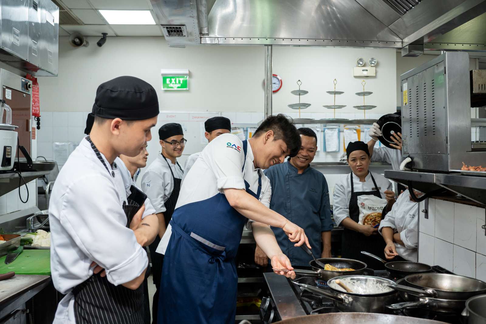 Novotel Danang Premier Han River, Đầu bếp Kim Hyunjun, chương trình ẩm thực, Nhà hàng The Square  