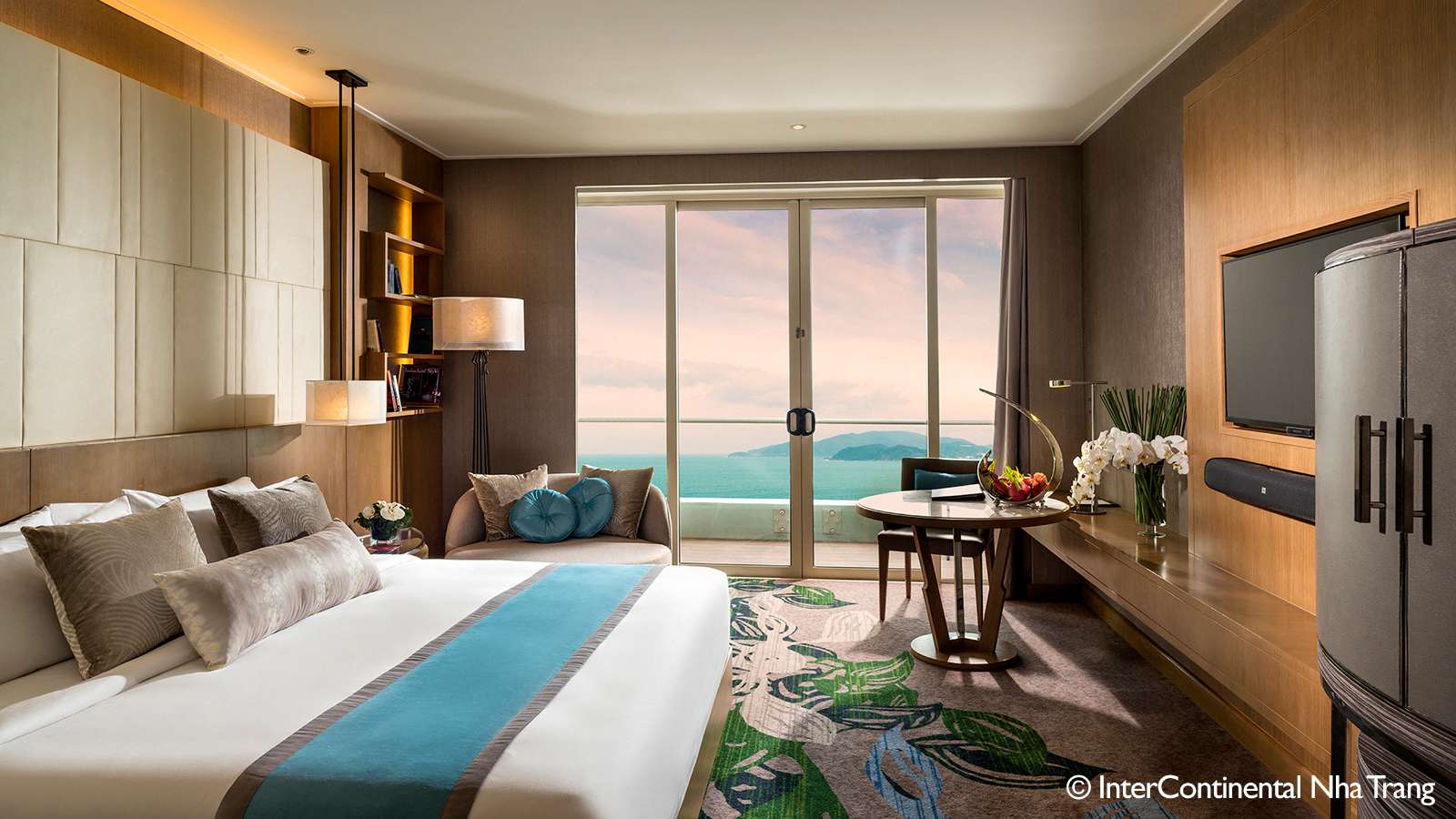 InterContinental Nha Trang, IHG, World Luxury Awards 2023, Nha Trang