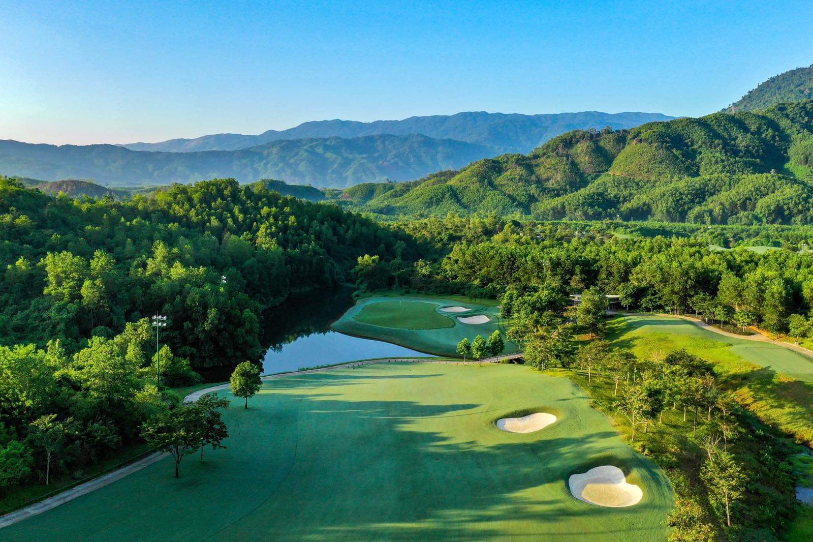 Vietnam Golf Coast, golf miền Trung, điểm chơi golf, du lịch miền Trung