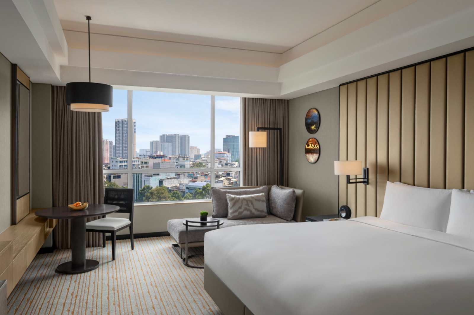 New World Saigon, khu nghỉ dưỡng sài gòn, khách sạn new world, ưu đãi nghỉ dưỡng, hè 2024