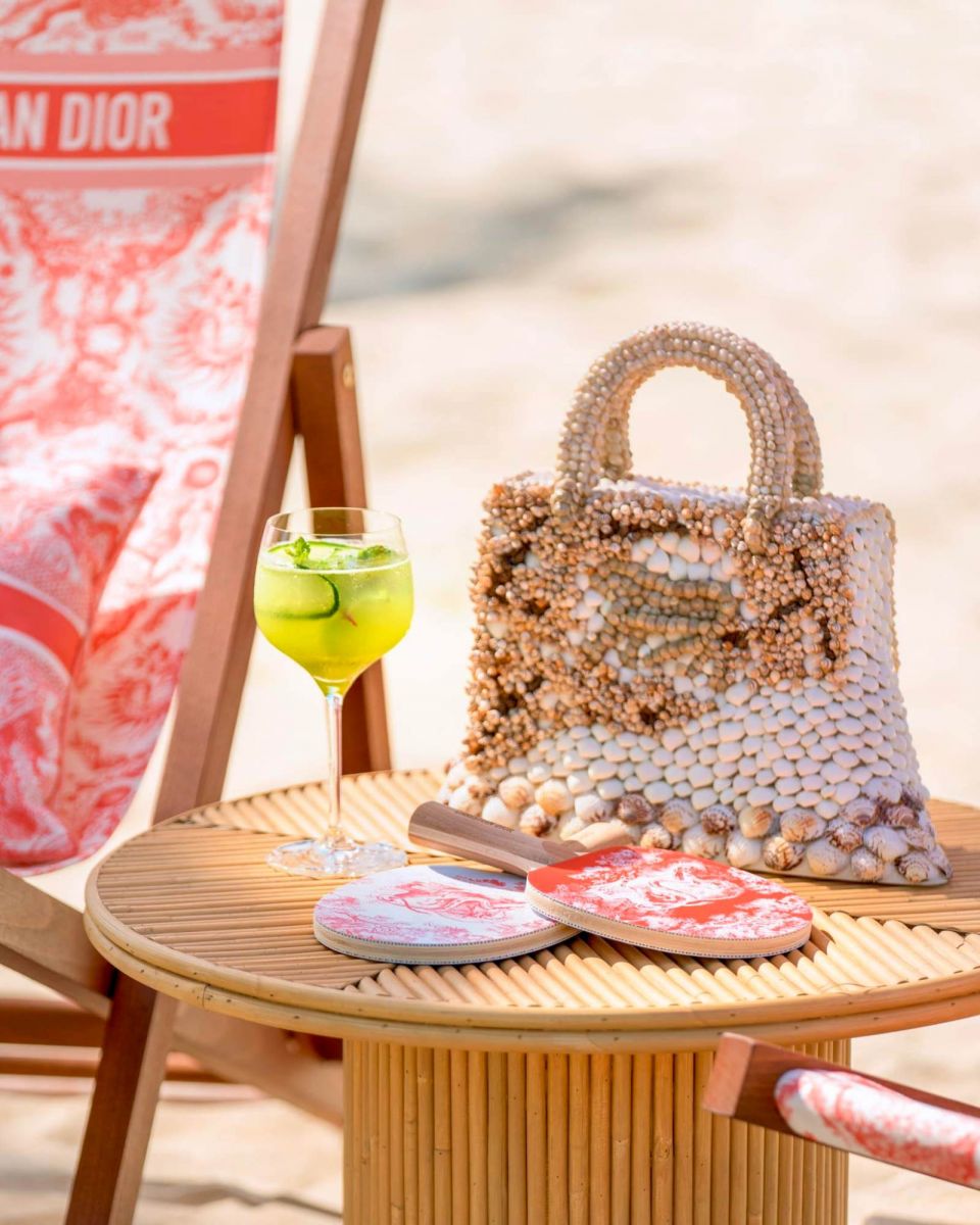khu nghỉ dưỡng sang trọng, thương hiệu cao cấp, luxury resorts and brands, Four Seasons Bahamas Resort x Jacquemus, Le Bristol Paris x Sporty & Rich, Four Seasons Resort The Nam Hải x Dior, Waldorf Astoria x Aston Martin