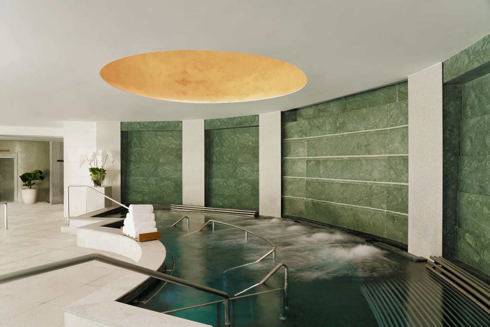 du lịch sang trọng, du lịch hạng sang, du lịch xa xỉ, luxury travel, du lịch châu á