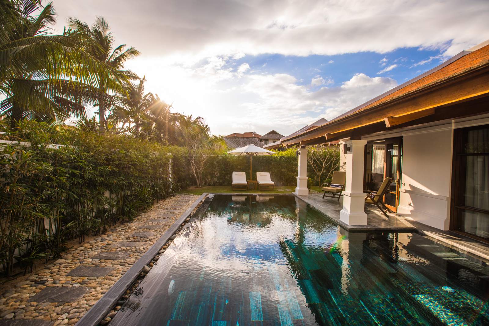 Meliá Vinpearl Phú Quốc, Azerai Kê Gà Bay, Laguna Lăng Cô, Alma Resort Cam Ranh, The Anam Cam Ranh, biệt thự hướng biển, biệt thự nghỉ dưỡng, villa nghỉ dưỡng