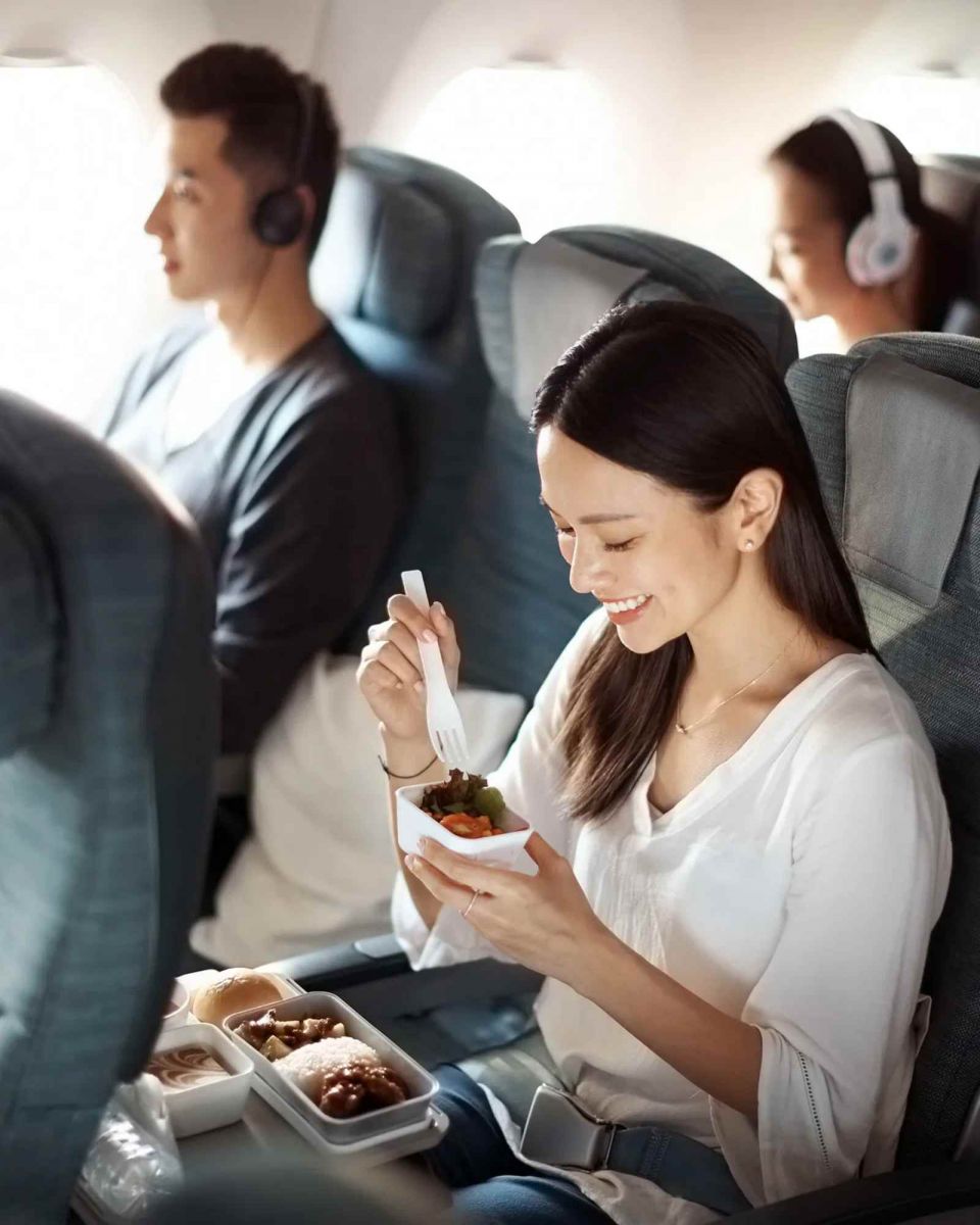 World Airline Awards, best airlines, hãng hàng không tốt nhất thế giới, Qatar Airways, Singapore Airlines, Emirates, All Nippon Airways, Cathay Pacific