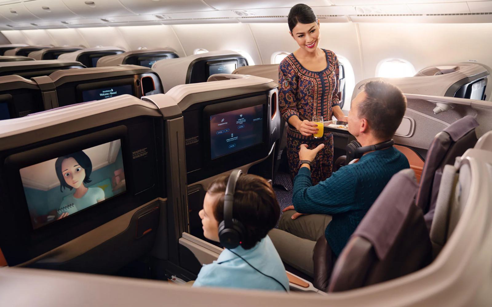 World Airline Awards, best airlines, hãng hàng không tốt nhất thế giới, Qatar Airways, Singapore Airlines, Emirates, All Nippon Airways, Cathay Pacific