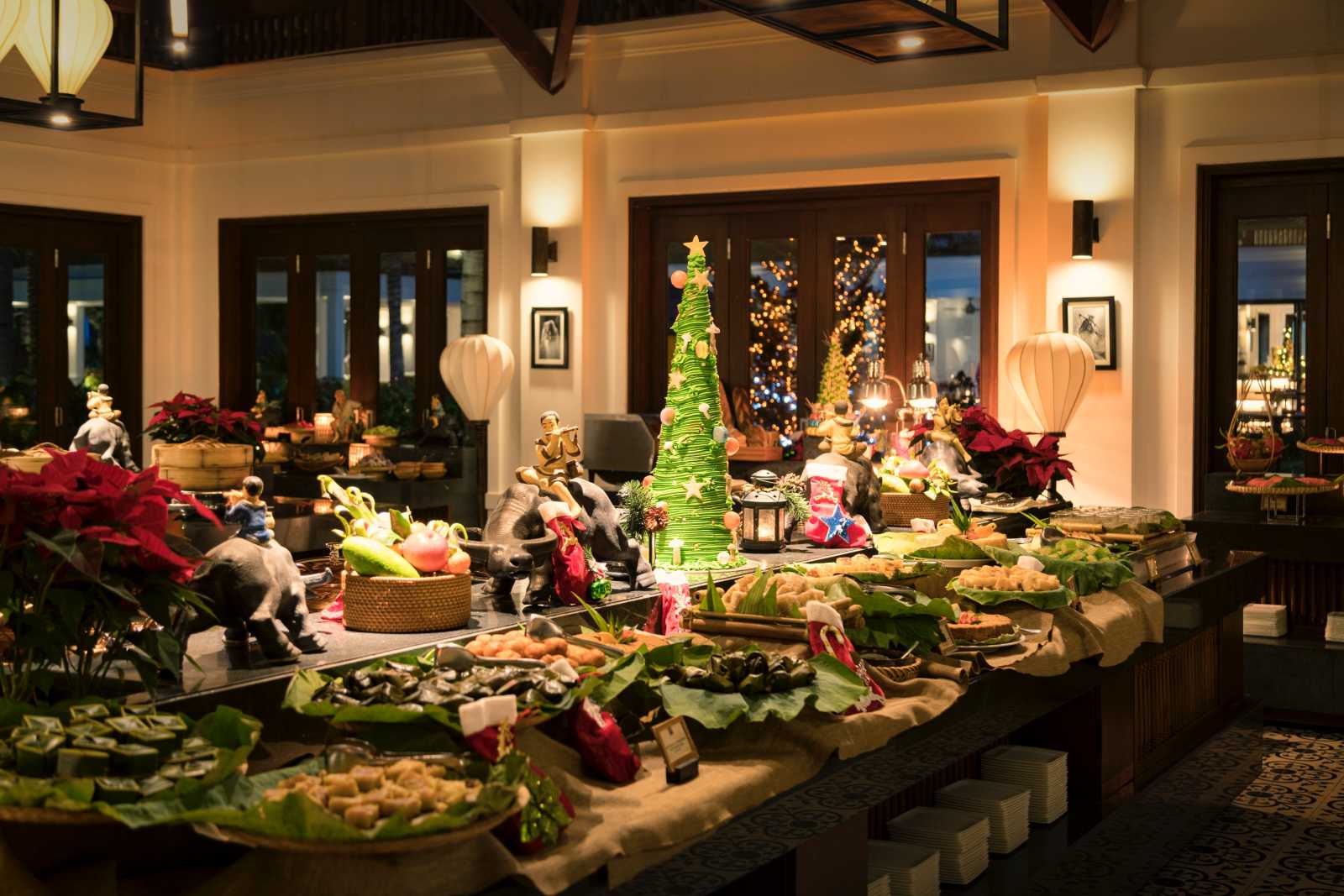 chương trình mùa lễ hội, Sofitel Legend Metropole Hà Nội, Azerai Kê Gà Bay, Azerai La Residence Huế, The Anam Mũi Né, The Anam Cam Ranh, Alma Resort Cam Ranh, Tại Meliá Hồ Tràm, Meliá Vinpearl Huế