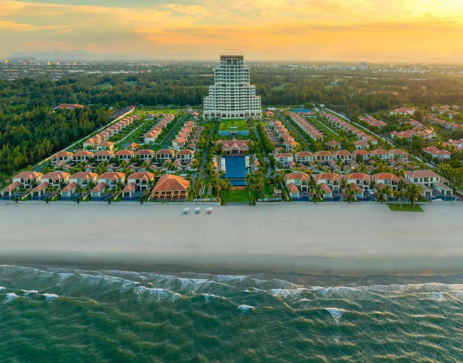 Fusion Hotel Group, chương trình cuối năm, lễ hội cuối năm, tiệc giáng sinh, tiệc năm mới, Fusion Resort & Villas Đà Nẵng, Alba Wellness Valley by fusion, Fusion Resort Cam Ranh, The Ocean Resort by fusion, Maia Resort Quy Nhơn, Ixora Hồ Tràm by fusion