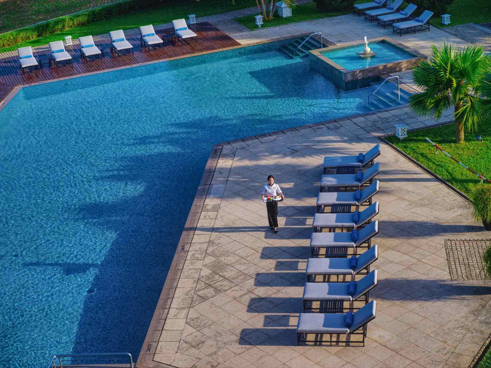 Chương trình Tết nguyên đán, xuân ất tỵ, Azerai Kê Gà Bay, Azerai La Residence Huế